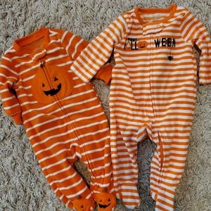 2 Halloween Pumpkin Carter's 3 month unisex Sleepers VGUC